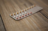 Je možné oddálit menstruaci?